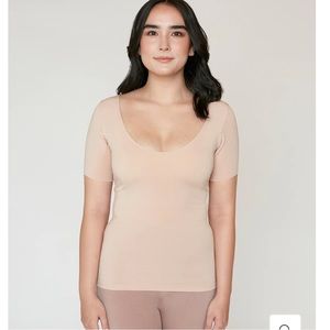 Numi / The Signature Undershirt / Small / Almond